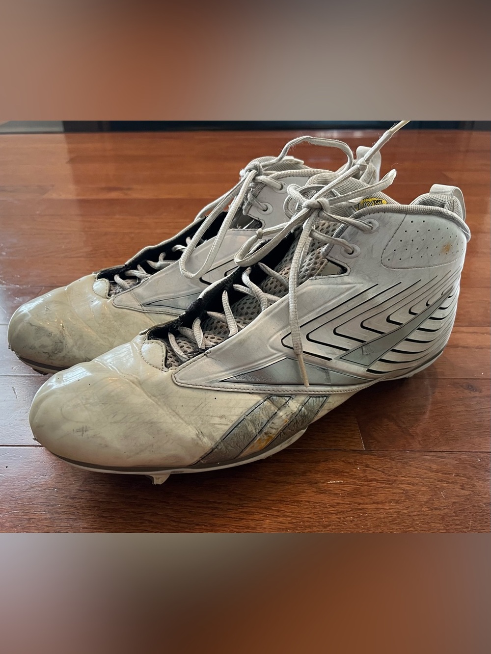 Reebok NFL Men's Athletic Cleats Size 14